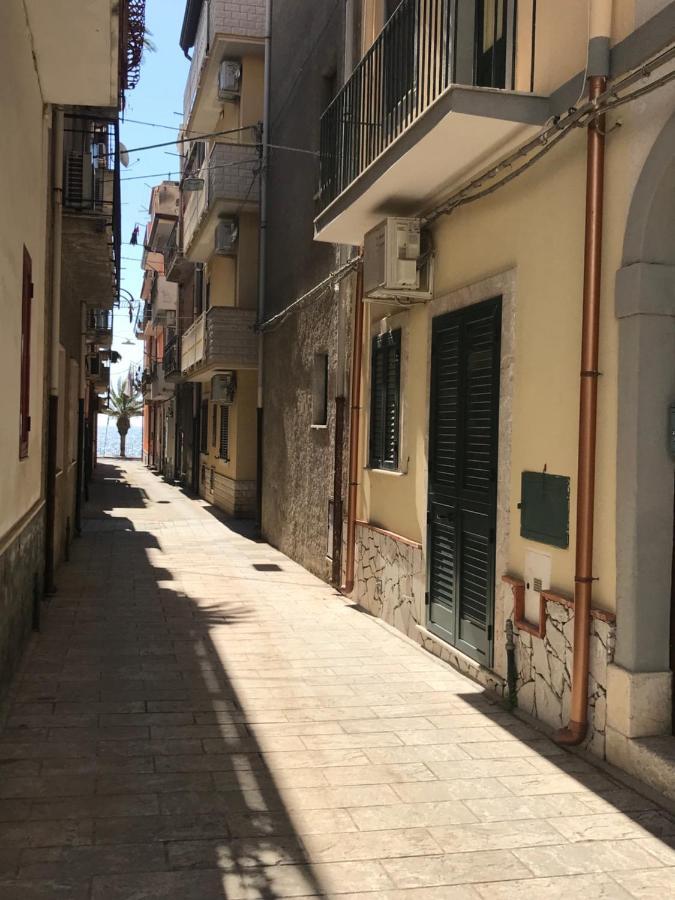 Largo Cannizzaro Apartments Mazzeo Bagian luar foto
