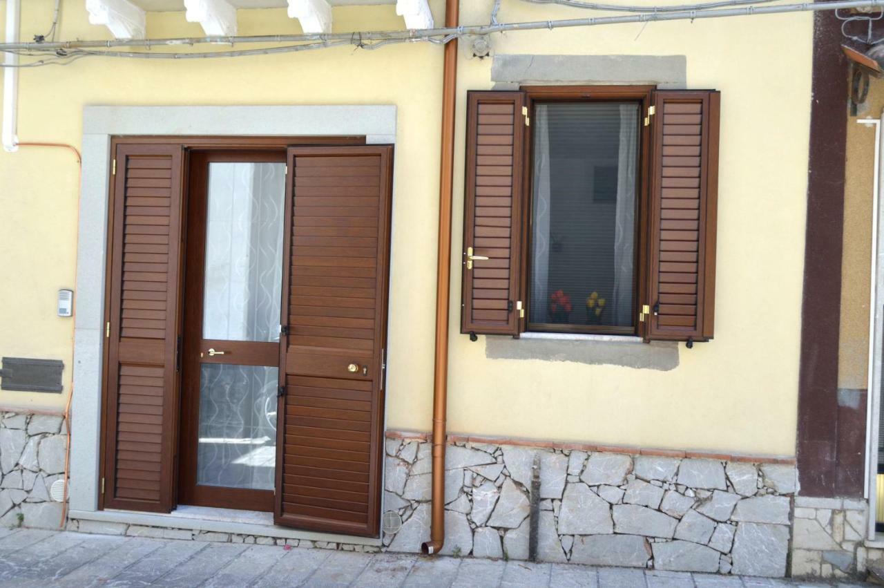 Largo Cannizzaro Apartments Mazzeo Bagian luar foto